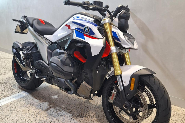 BMW R 1300 R Performance R 1300