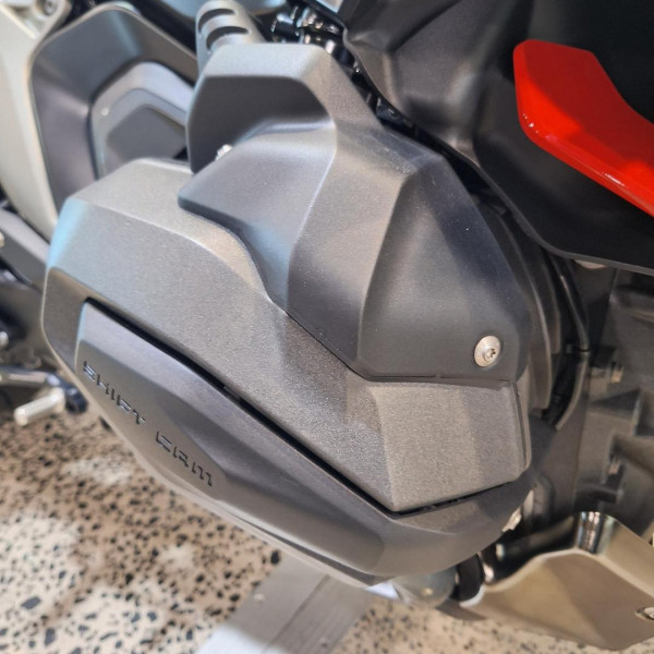 2025 MY26 BMW R 1300 R Performance R 1300 image 23