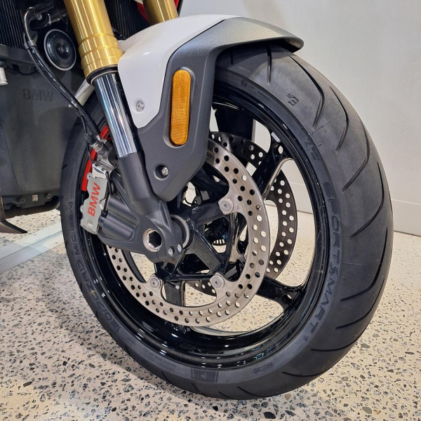2025 MY26 BMW R 1300 R Performance R 1300 image 28