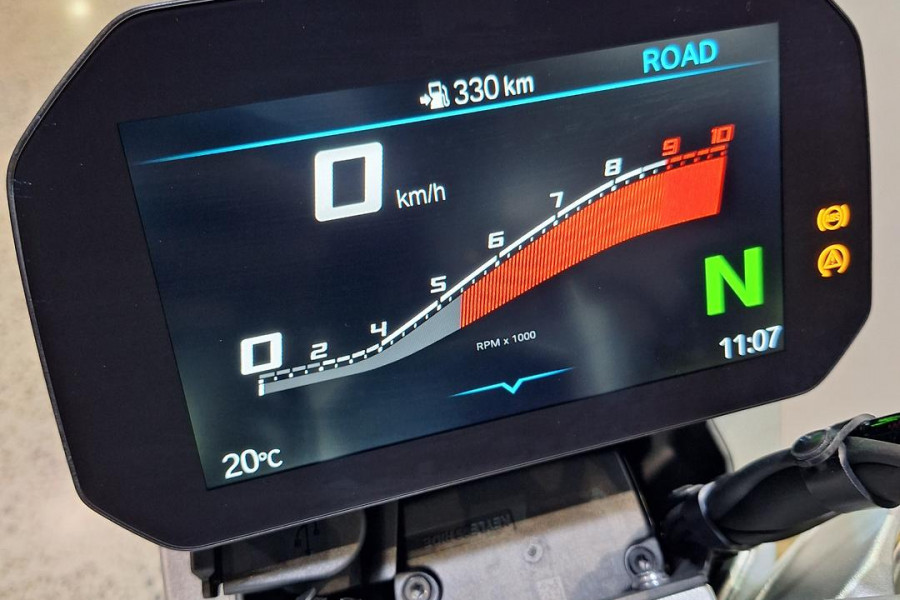 2025 MY26 BMW R 1300 R Performance R 1300