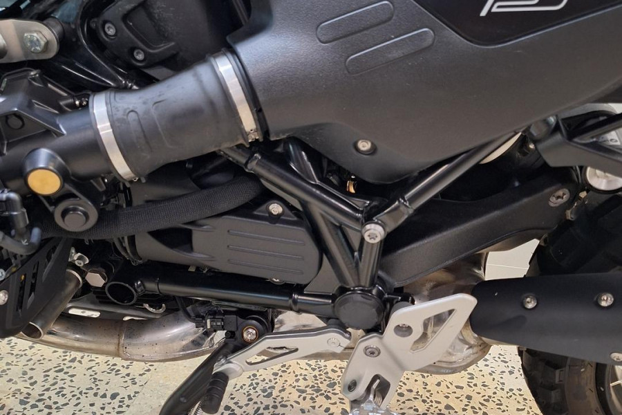 2025 BMW R 12 G/S Enduro R 12