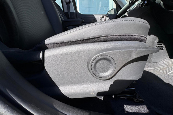 2026 Hyundai INSTER AX.V1 Cross SUV Image 27