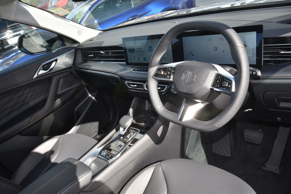 2025 MG HS AS33 Excite SUV Image 5