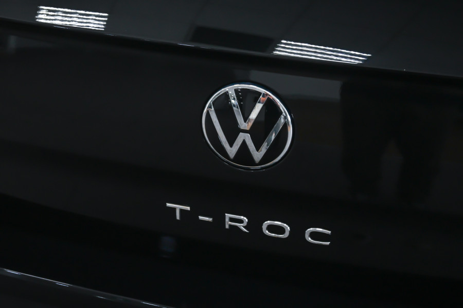 2025 Volkswagen T-Roc 140TSI R-Line SUV