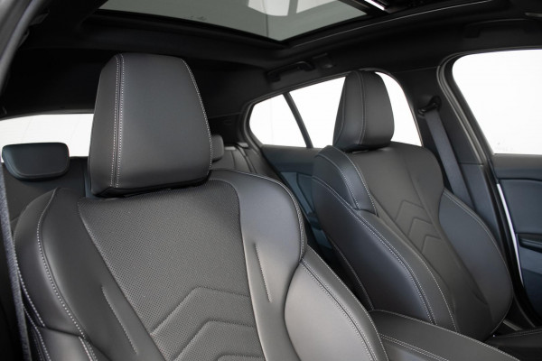 2026 BMW 1 Series F70 118 M Sport Hatch image 9