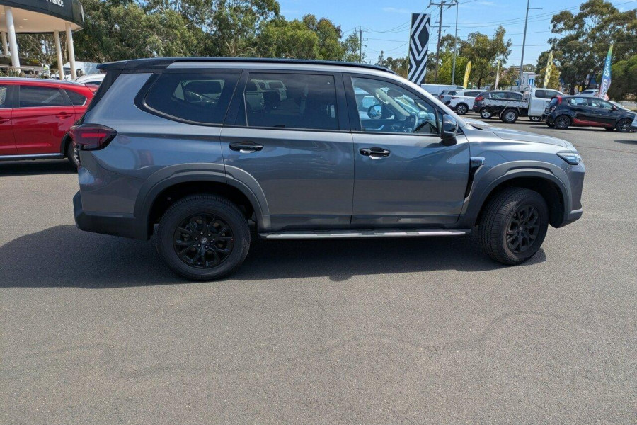 2024 MY25 LDV D90 SV9A Executive SUV Image 9