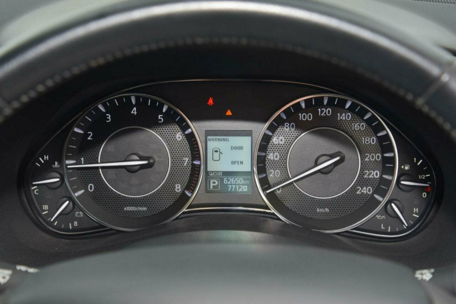 2021 Nissan Patrol Y62 Series 5 Ti SUV Image 14