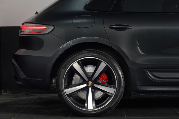 2023 Porsche Macan Gts Wagon Image 14