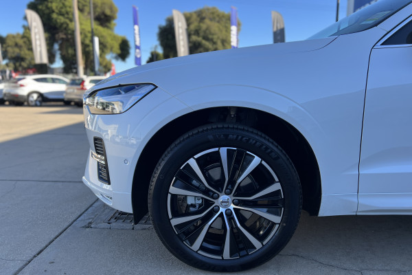 2024 MY25 Volvo XC60 UZ Plus B5 SUV Image 3