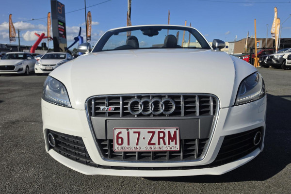 2009 Audi TTS 8J  Convertible Image 4