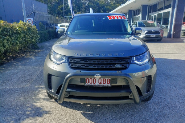 2017 Land Rover Discovery Series 5 SE SUV Image 2