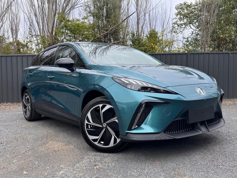 2026 MG MG4 AH4E Essence 64 Hatch Image 1