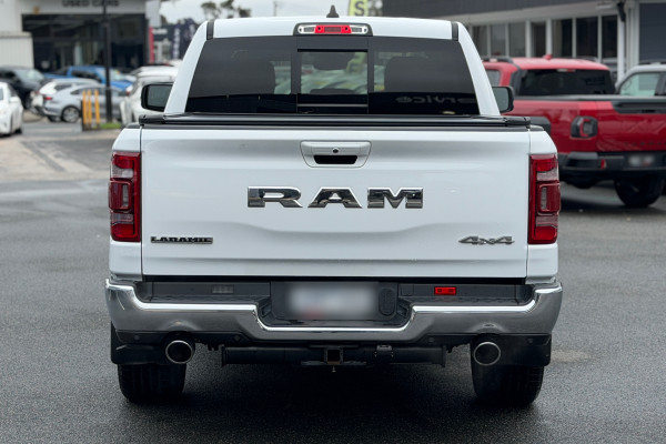 2023 MY24 Ram 1500 DT Laramie Ute Image 7