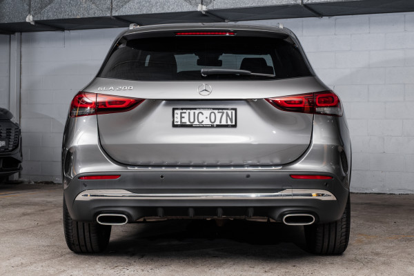 2022 Mercedes-Benz GLA-Class H247 GLA200 SUV image 5