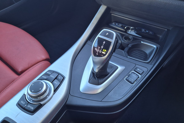 2015 BMW 2 Series F23 Turbo 220i M Sport Convertible Image 17