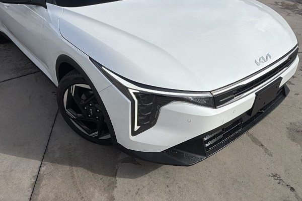 2024 MY25 Kia K4 CL4m Sport Sedan Image 3