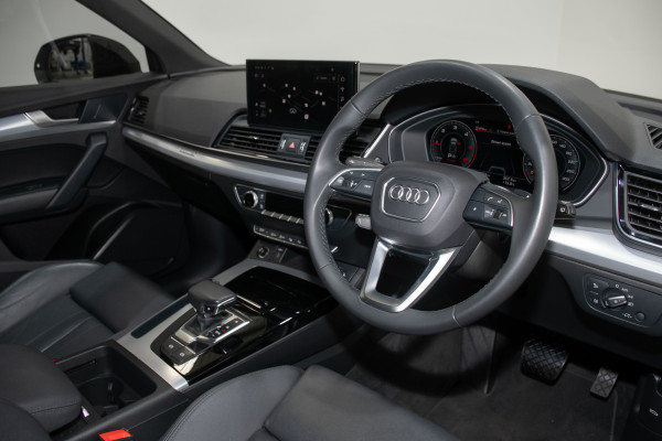 2021 Audi Q5 FY sport TDI quattro S tronic SUV Image 14