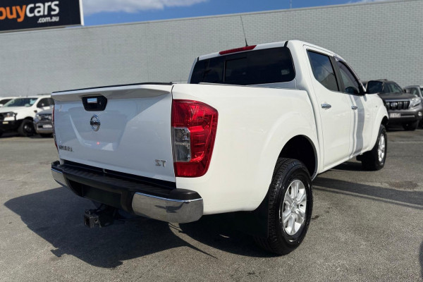 2018 Nissan Navara D23 Series 3 ST Dual Cab Pickup Image 8