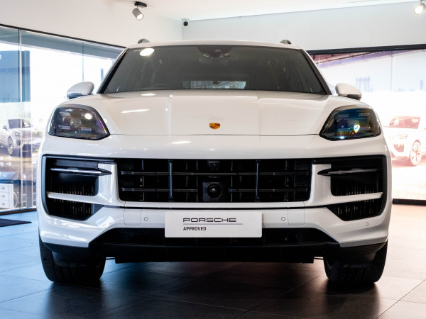 2023 MY24 Porsche Cayenne S SUV image 3