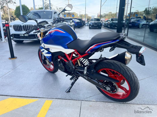 2025 BMW G 310 R G 310 image 15