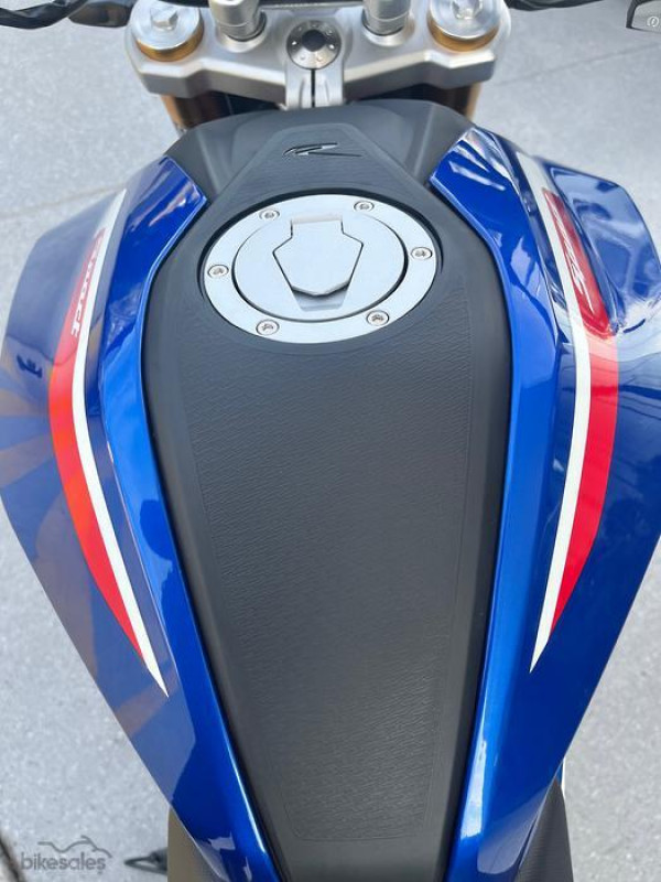 2025 BMW G 310 R G 310 image 19