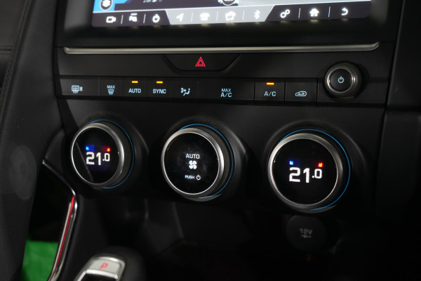 2019 Jaguar E-PACE P200 S SUV image 19