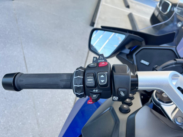 2025 MY26 BMW R 1300 RT Impulse R 1300 image 11