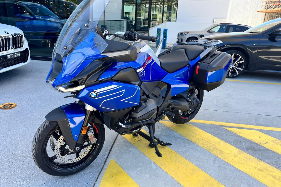 2025 MY26 BMW R 1300 RT Impulse R 1300