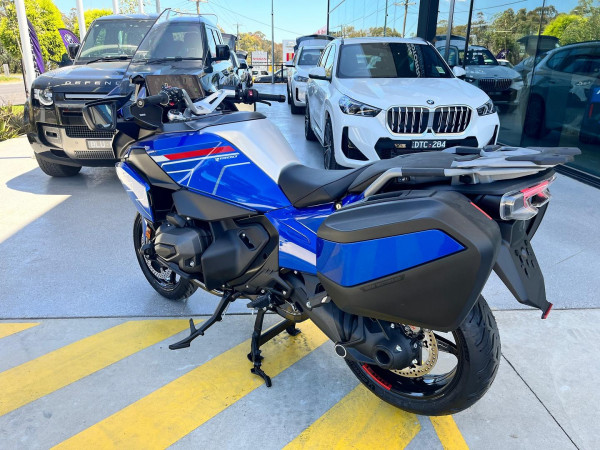 2025 MY26 BMW R 1300 RT Impulse R 1300 image 14