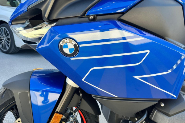 2025 MY26 BMW R 1300 RT Impulse R 1300