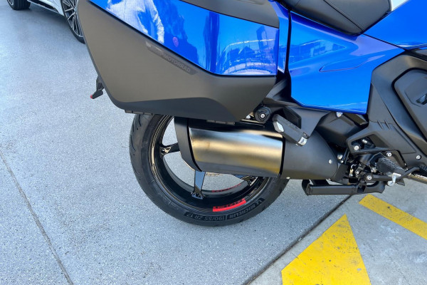 2025 MY26 BMW R 1300 RT Impulse R 1300