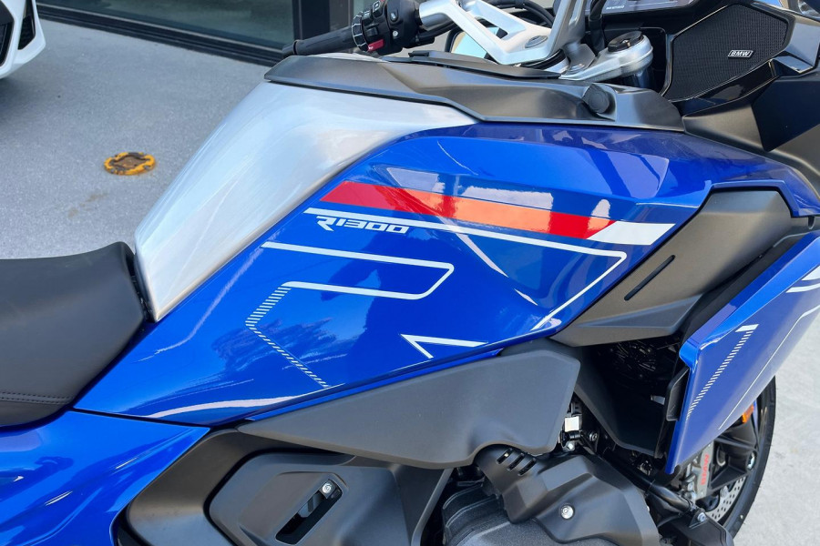 2025 MY26 BMW R 1300 RT Impulse R 1300