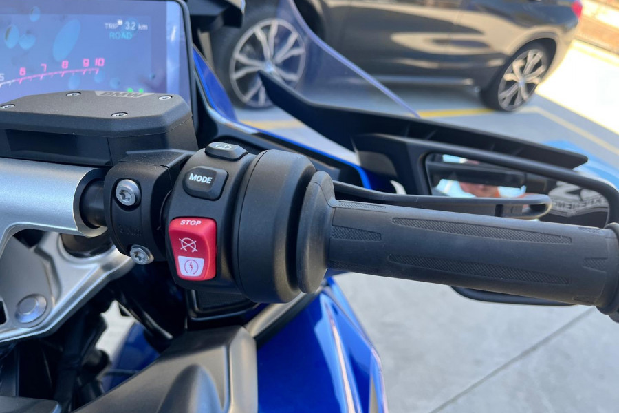 2025 MY26 BMW R 1300 RT Impulse R 1300