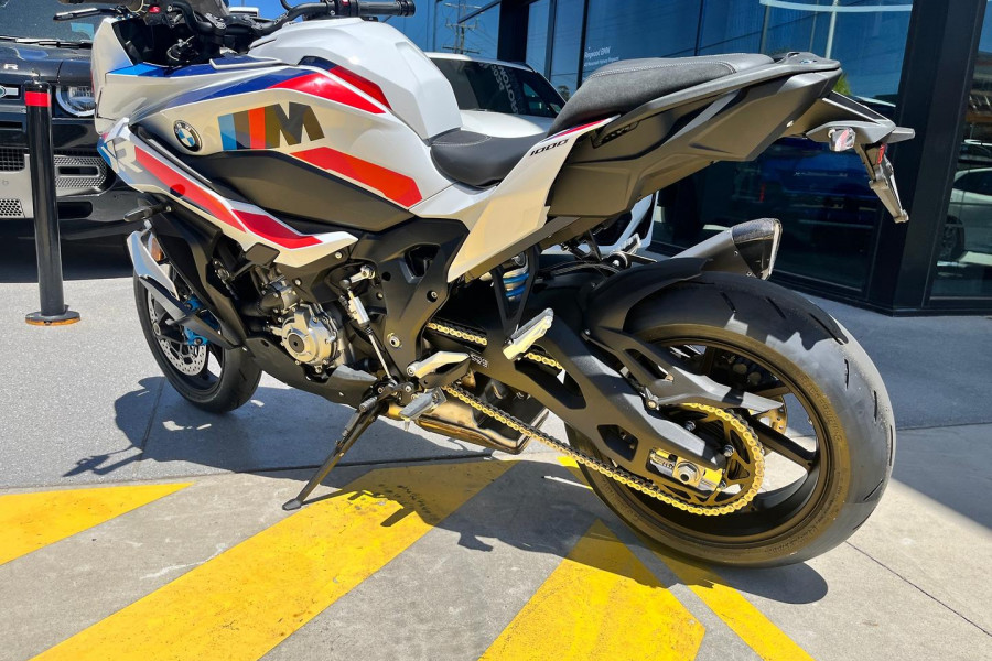 2025 BMW M 1000 XR M 1000
