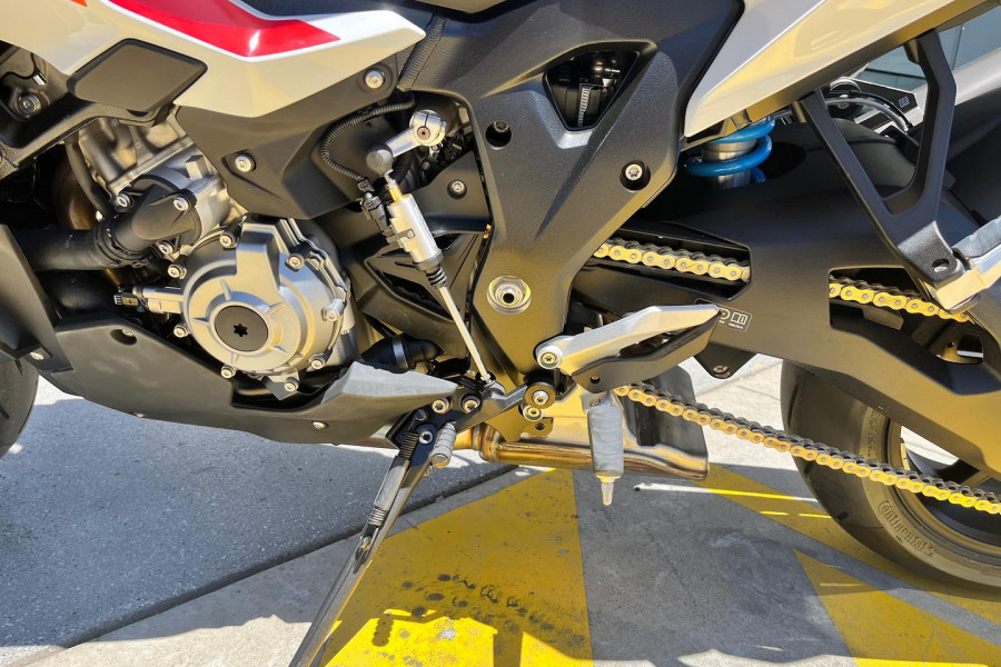 2025 BMW M 1000 XR M 1000