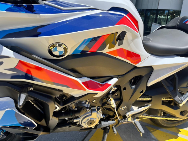 2025 BMW M 1000 XR M 1000 image 16