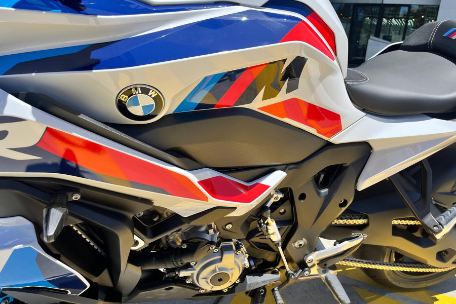 2025 BMW M 1000 XR M 1000