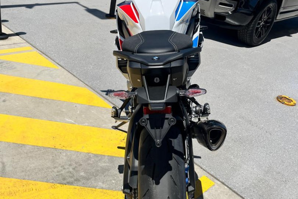 2025 BMW M 1000 XR M 1000