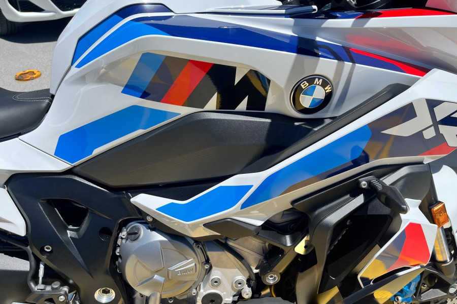 2025 BMW M 1000 XR M 1000