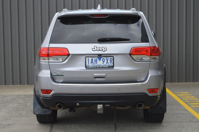 2014 Jeep Grand Cherokee Limited 24 of 27
