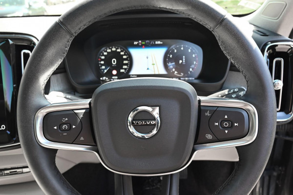 2022 Volvo XC40 XZ T4 Inscription SUV