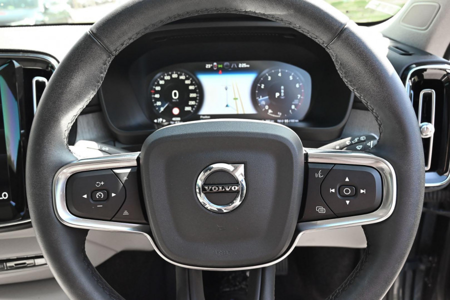 2022 Volvo XC40 XZ T4 Inscription SUV
