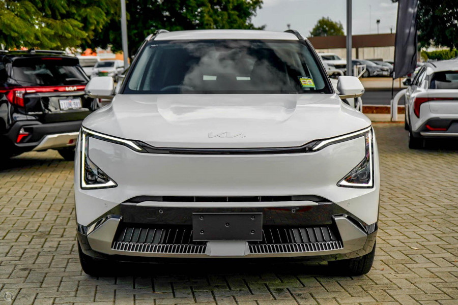 2026 Kia EV5 OVc Earth SUV Image 2