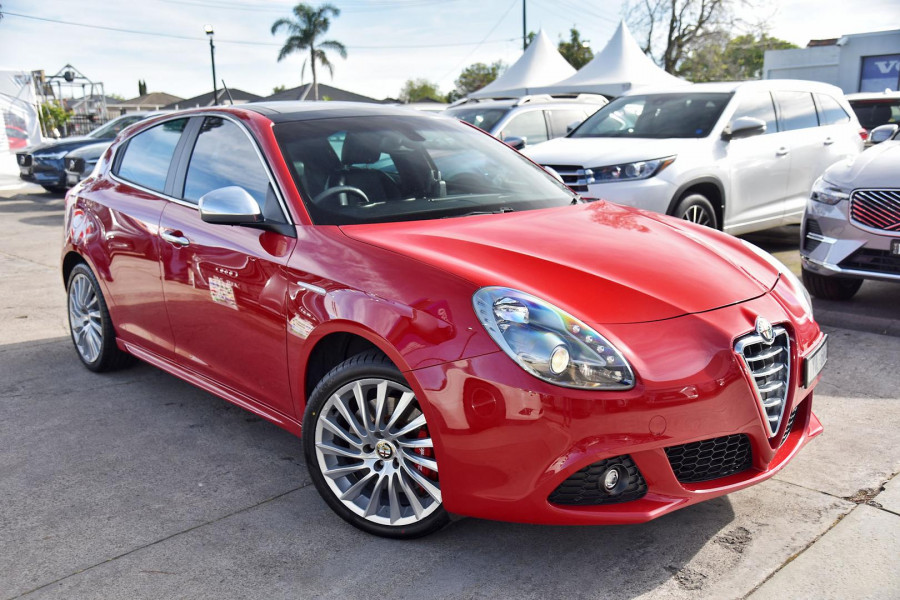 2013 Alfa Romeo Giulietta Series 0 Distinctive Hatch Image 16