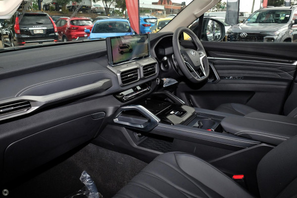 2025 LDV D90 SV9A Executive SUV Image 11