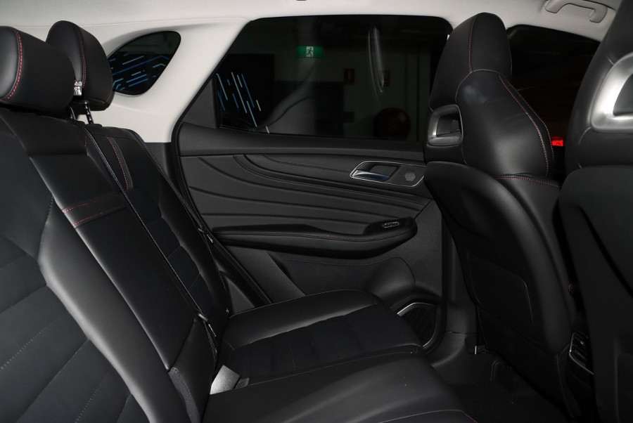 2021 MG HS SAS23 Essence X SUV Image 11