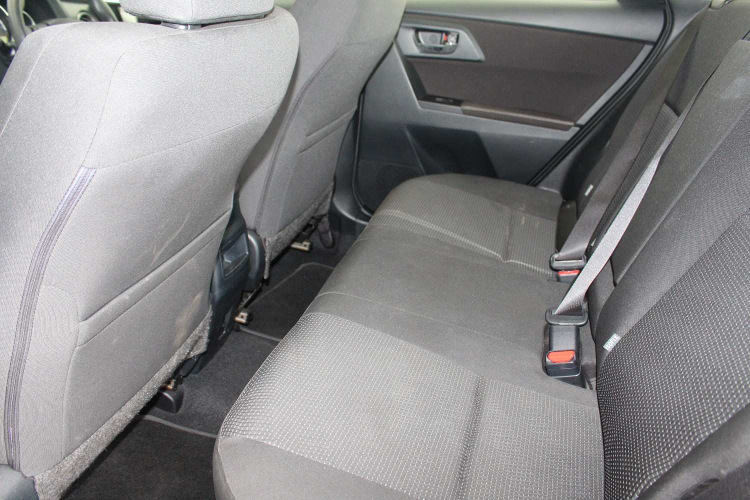 2015 Toyota Corolla ZRE182R ASCENT Hatch Image 11
