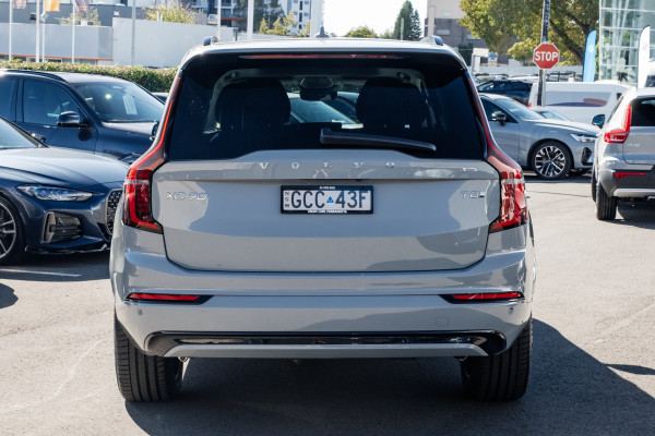 2026 Volvo XC90 L Series Plus T8 Plug-in Hybrid Dark SUV Image 5