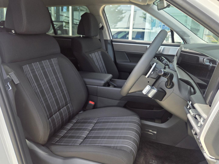 2026 Hyundai Santa Fe MX5.V2 Hybrid SUV Image 7