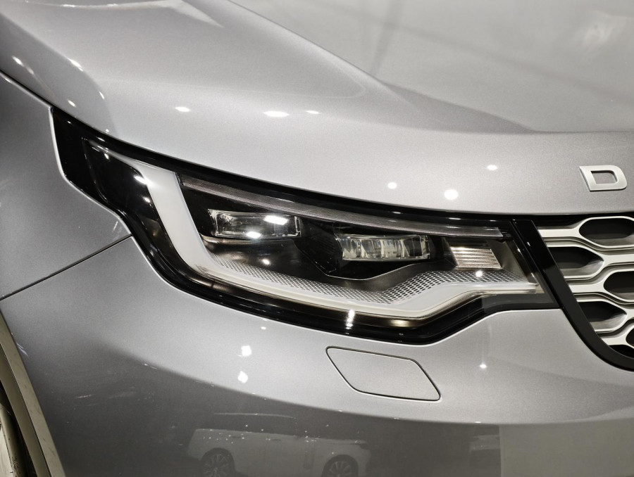 2025 Land Rover Discovery Series 5 D350 S SUV Image 18